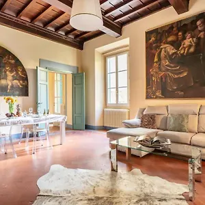 Ginny’s House- Borgo La Croce Luxury Apartamento